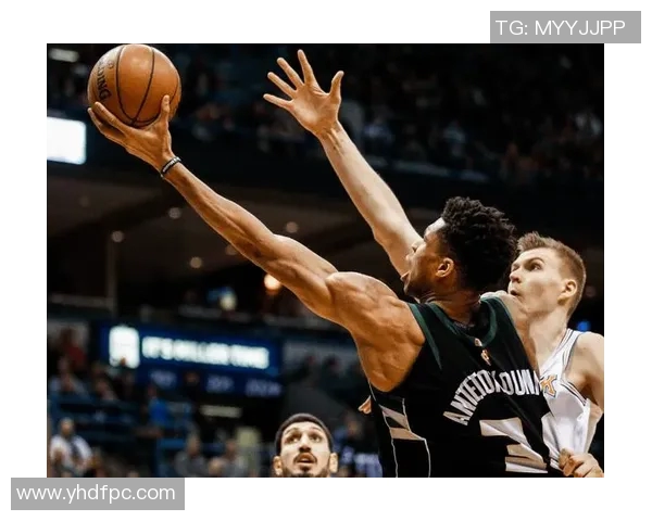 雄鹿大胜爵士！字母哥全场狂砍40+统治比赛